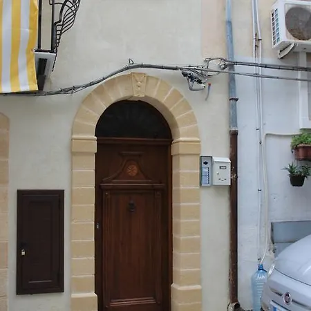 Vanni House 68 Apartment